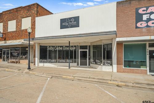 110 W Frank St, Grand Saline, TX, 75140-1826 | Card Image