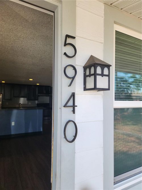 5940-5901 Bryce Ln, TAMPA, FL, 33615-6210 | Card Image