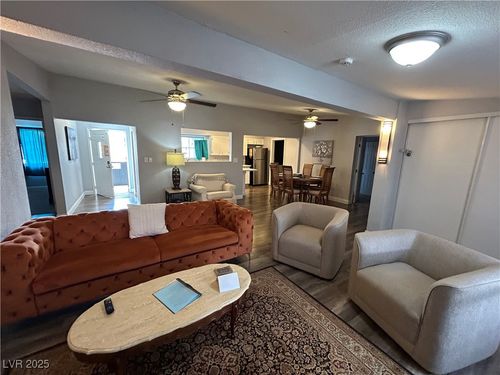 2020 Santa Paula Dr, Las Vegas, NV, 89104-2625 | Card Image