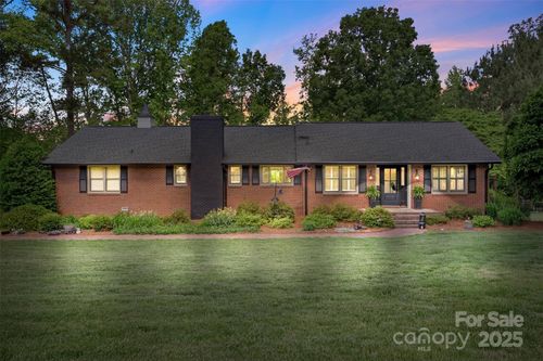 530 Bonita Dr, Landis, NC, 28088-2118 | Card Image