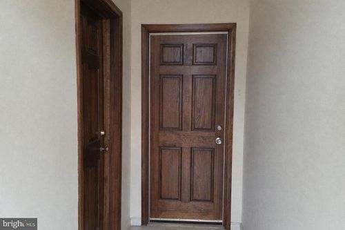 141 S Mulberry St, HAGERSTOWN, MD, 21740-5738 | Card Image