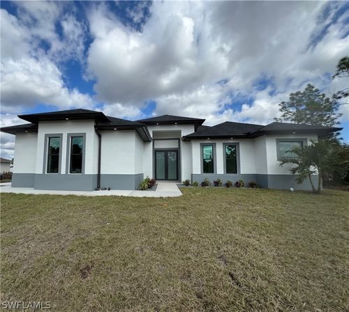 3541 20th Ave Ne, NAPLES, FL, 34120-3561 | Card Image