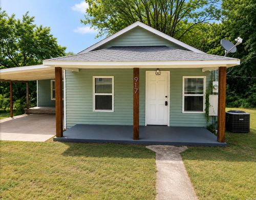 917 Heights Rd, Benton, AR, 72019-2315 | Card Image
