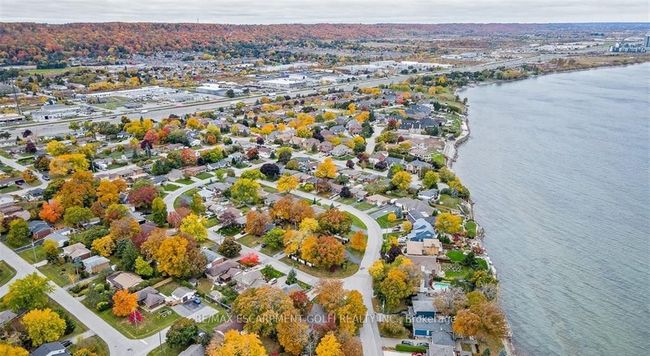125 Lakeside Dr, House other with 4 bedrooms, 2 bathrooms and 4 parking in Grimsby ON | Image 31
