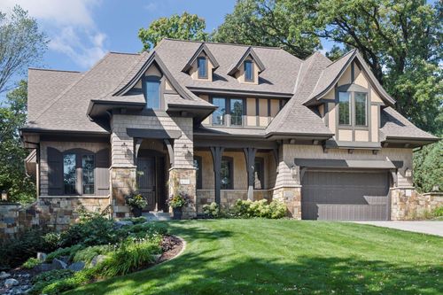 132 Interlachen Rd, Hopkins, MN, 55343-8524 | Card Image