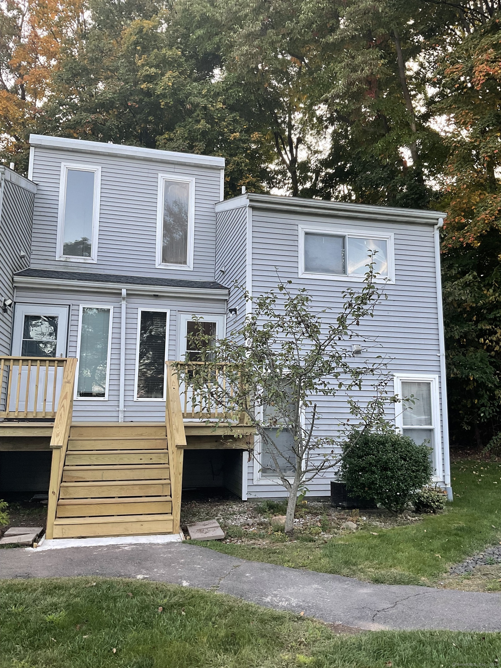 20 - 20 Springdale Rd, Sold in Cromwell - Zoocasa