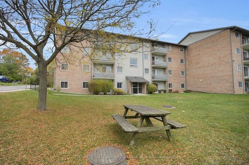 14-675 Wonderland Rd S, London, ON, N6K1M1 | Card Image