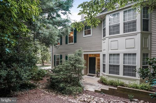 63-11402 Gate Hill Pl, RESTON, VA, 20194-2043 | Card Image