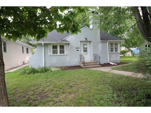 4630 Colfax Ave N, Minneapolis, MN, 55412-1324 | Card Image