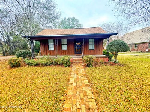 16 Fava St, Alligator, MS, 38720-1001 | Card Image