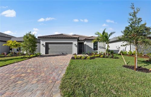 3922 E Hampton Cir, ALVA, FL, 33920-4762 | Card Image