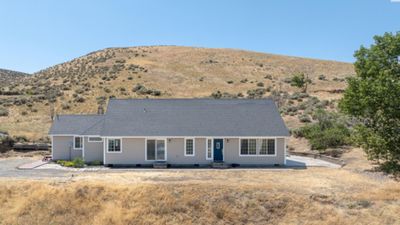 5-ACRE-IN-BADGER-CNYN-10 - 64217 E 99 Pr Se, Home with 3 bedrooms, 2 bathrooms and null parking in Benton City WA | Image 1