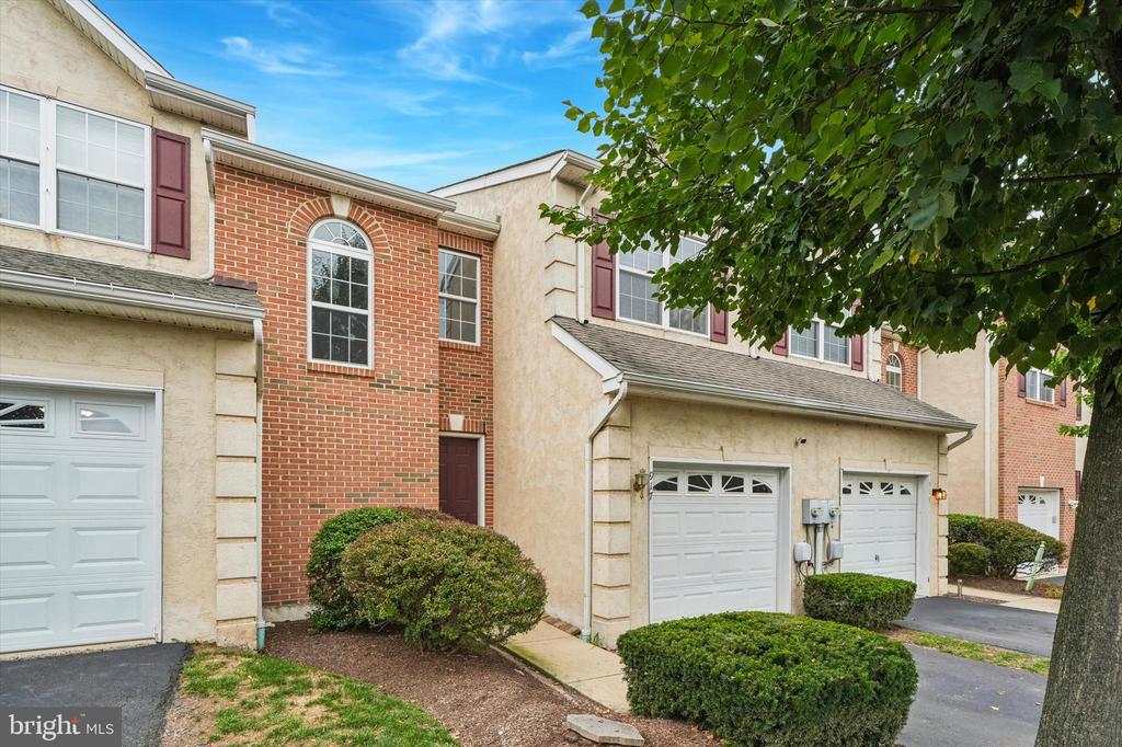 Residential in RED HILL 2