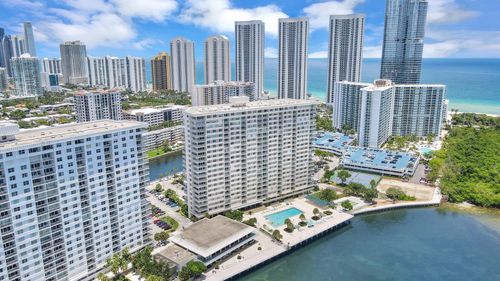 apt-1703-300 Bayview Dr, Sunny Isles Beach, FL, 33160-4746 | Card Image