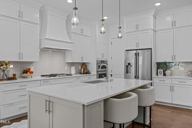 KITCHEN | Image 13