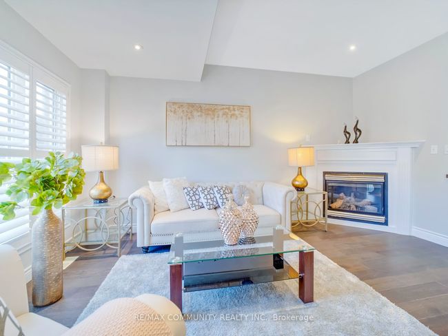 31 Clover St, House other with 4 bedrooms, 4 bathrooms and 2 parking in Markham ON | Image 11