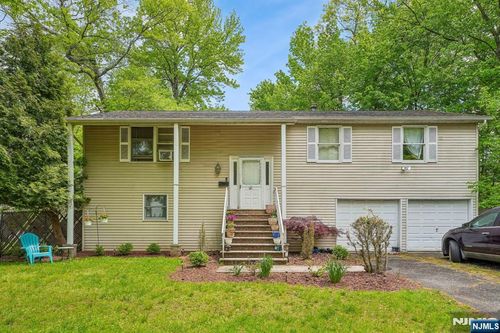 121 Wood Street, Englewood, NJ, 07631 | Card Image