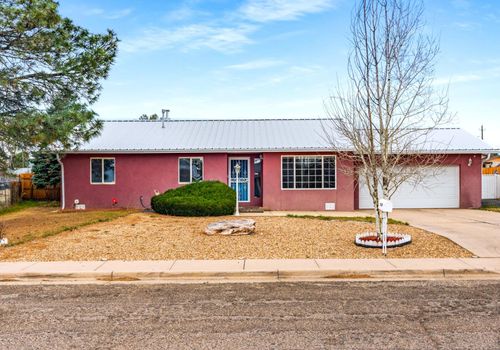 555 Vegas Dr, Las Vegas, NM, 87701-4690 | Card Image