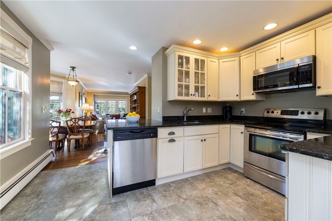 2 - 24 Mariner Heights View, Condo with 2 bedrooms, 1 bathrooms and 2 parking in Westerly RI | Image 14