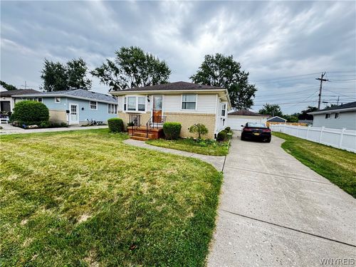 13 Satinwood Dr, Cheektowaga, NY, 14225-3713 | Card Image