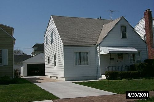 554 31st Street, Niagara Falls, NY, 14301 | Card Image