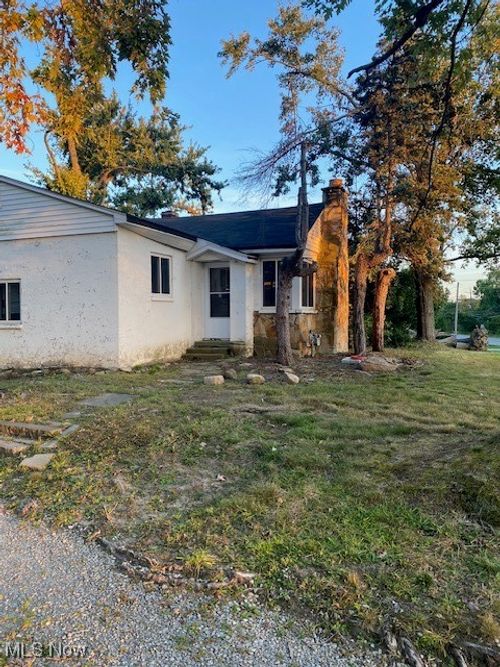 11065 Chillicothe Rd, Kirtland, OH, 44094-5107 | Card Image