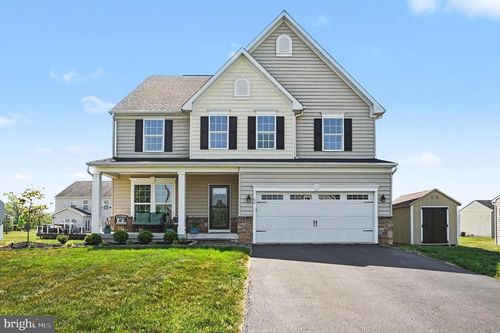 55 Huntsville Dr, Gilbertsville, PA, 19525-9037 | Card Image
