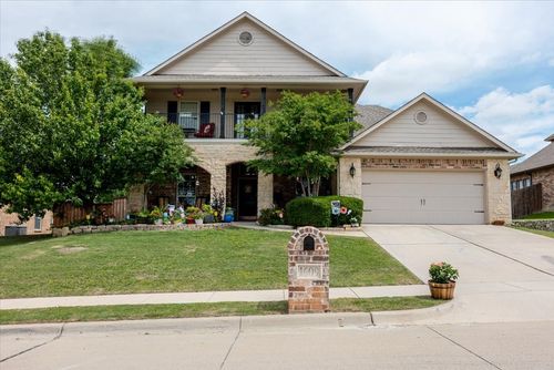 1609 Silverstone Dr, Weatherford, TX, 76087-2153 | Card Image