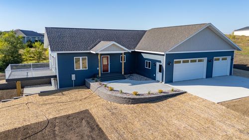 23569 Highland Trl, Fergus Falls, MN, 56537-8172 | Card Image