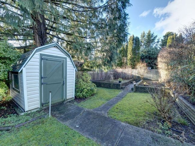 855 Oceanmount Boulevard, House other with 4 bedrooms, 3 bathrooms and 6 parking in Gibsons BC | Image 27