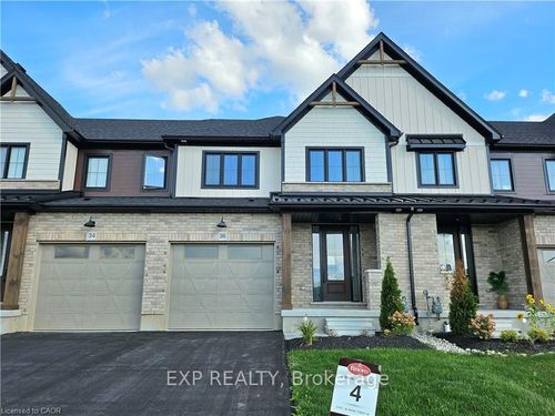 36 Anne St, Harriston, ON, N0G | Card Image