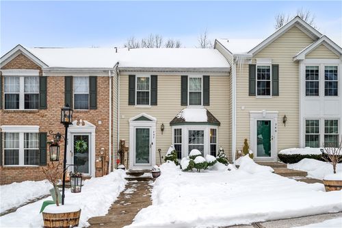 747 Parkridge Ln, Coraopolis, PA, 15108-2872 | Card Image