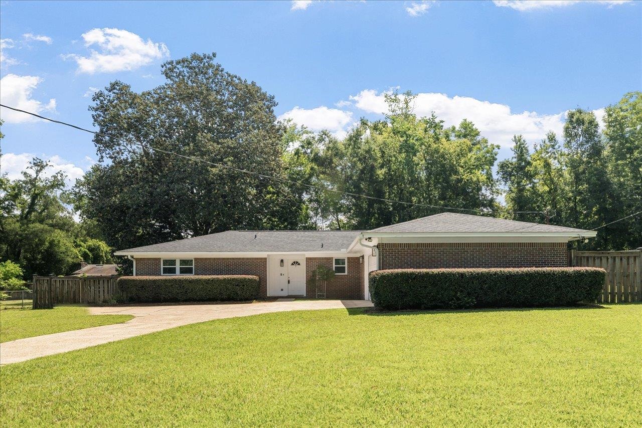 Quail Rd, Tallahassee, FL 32317