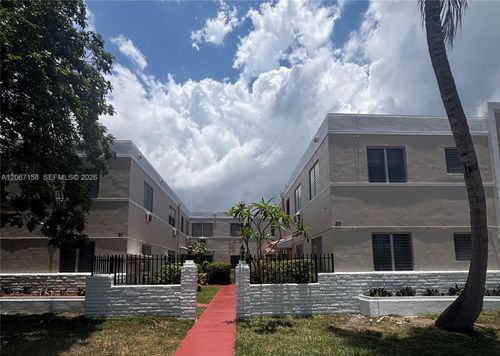 3-25 Navarre Ave, Coral Gables, FL, 33134-4638 | Card Image