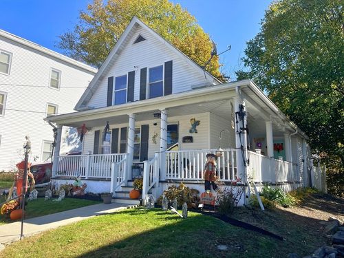 506 Pleasant St, Gardner, MA, 01440-2945 | Card Image