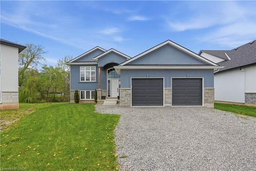 3363 Willguard Crt, Niagara Falls, ON, L2G0Z9 | Card Image