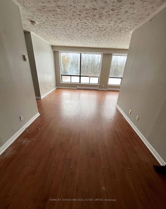 3 - 5051 Baseline Rd, Home with 2 bedrooms, 1 bathrooms and 1 parking in Sutton West ON | Image 5