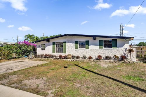 62 Barbados Dr, Palm Springs, FL, 33461-2830 | Card Image