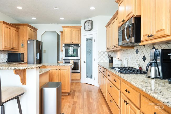 311 River View Dr, Home with 7 bedrooms, 3 bathrooms and 3 parking in Marsing ID | Image 12