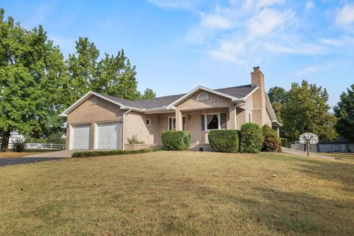 1011 W Tracker Rd, Nixa, MO, 65714-8487 | Card Image