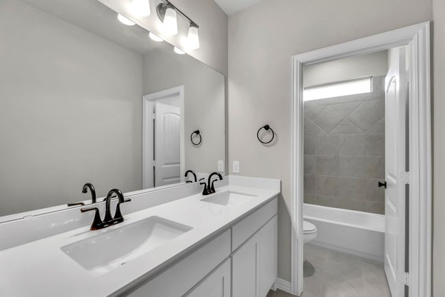 150 Roosevelt Ln, House other with 4 bedrooms, 3 bathrooms and null parking in Valley View TX | Image 36