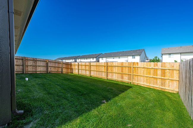 9133 E Chris Ct, Home with 3 bedrooms, 2 bathrooms and null parking in Bel Aire KS | Image 20