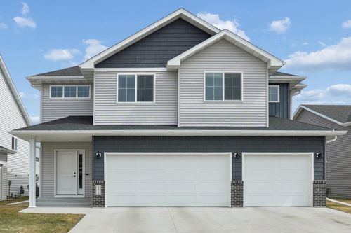 6612 28th St S, Fargo, ND, 58104-4633 | Card Image