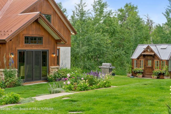 2815 Black Sheep Farm Rd, House other with 4 bedrooms, 5 bathrooms and null parking in Alta WY | Image 28