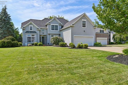 4536 Secretariat Ct, Avon, OH, 44011-3648 | Card Image