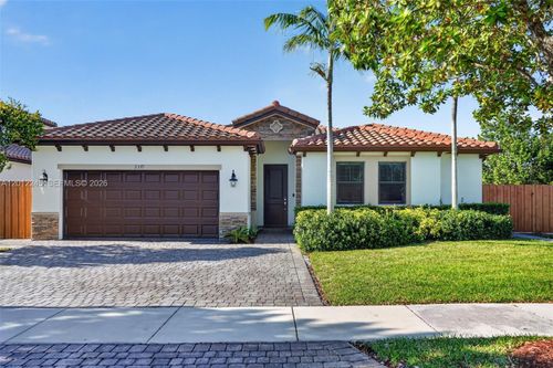 2371 Se 1st Ct, Homestead, FL, 33033 | Card Image