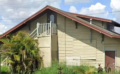 215 N Buena Vista Dr, LAKE ALFRED, FL, 33850-2042 | Card Image