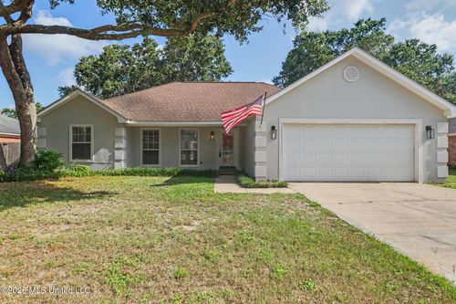 8408 Clamshell Ave, Ocean Springs, MS, 39564-9763 | Card Image