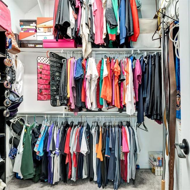 Primary Closet #1 | Image 22