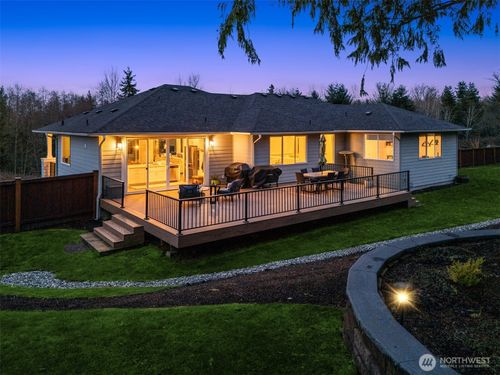 17020 63rd Ave Nw, Stanwood, WA, 98292-6606 | Card Image